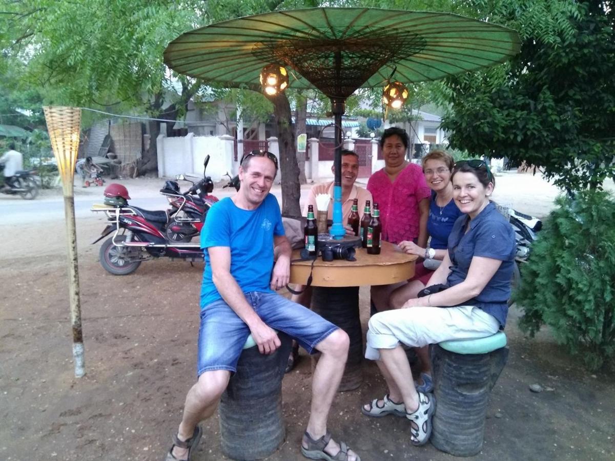Хостел My Family Nyaung-U Екстер'єр фото